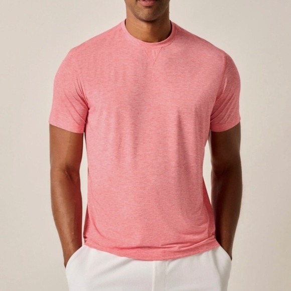 Johnnie-O Featherweight Course Tee in Rouge Red Short Sleeve UPF 50 Men's Large - Picture 1 of 10